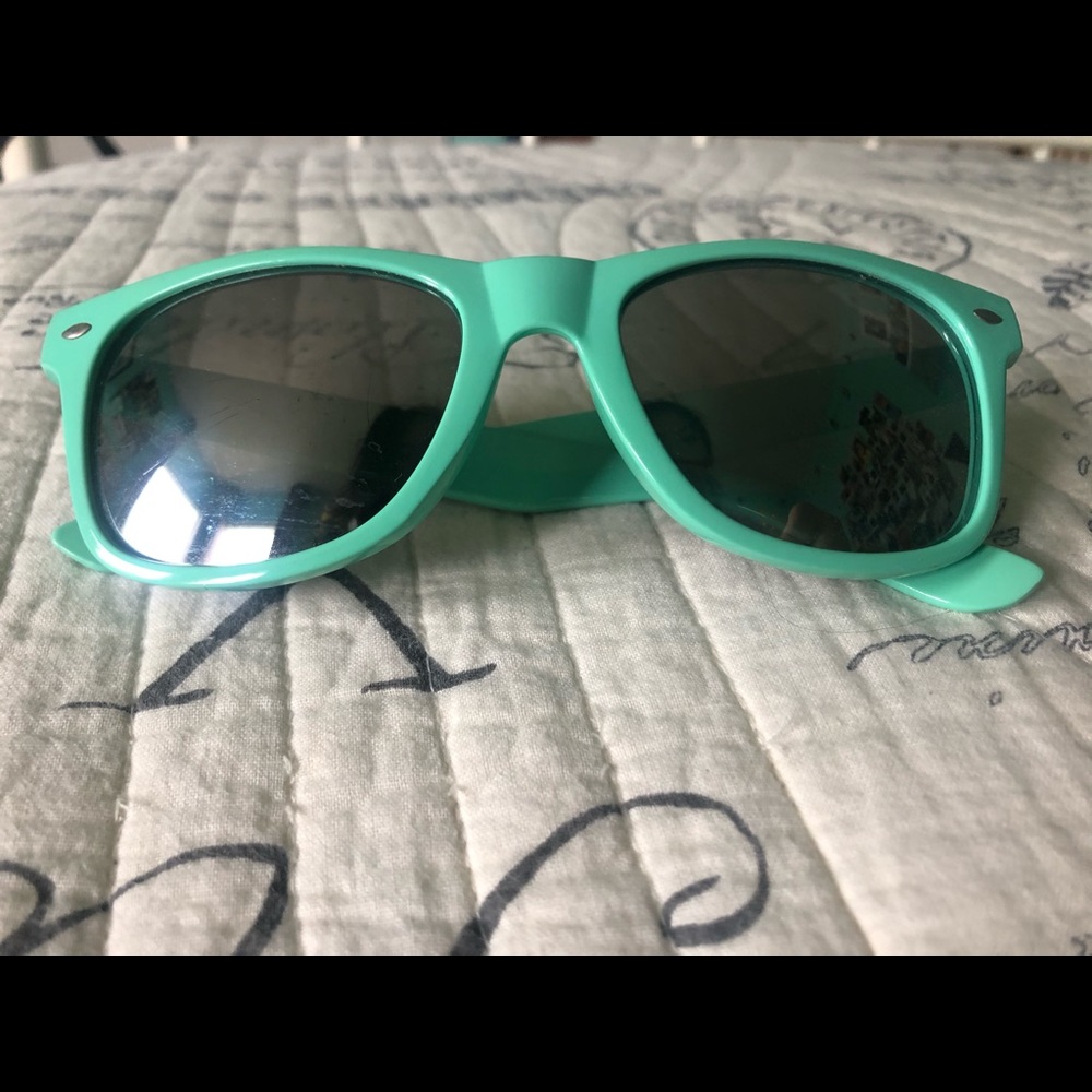 Classic Beach Bum Sunnys